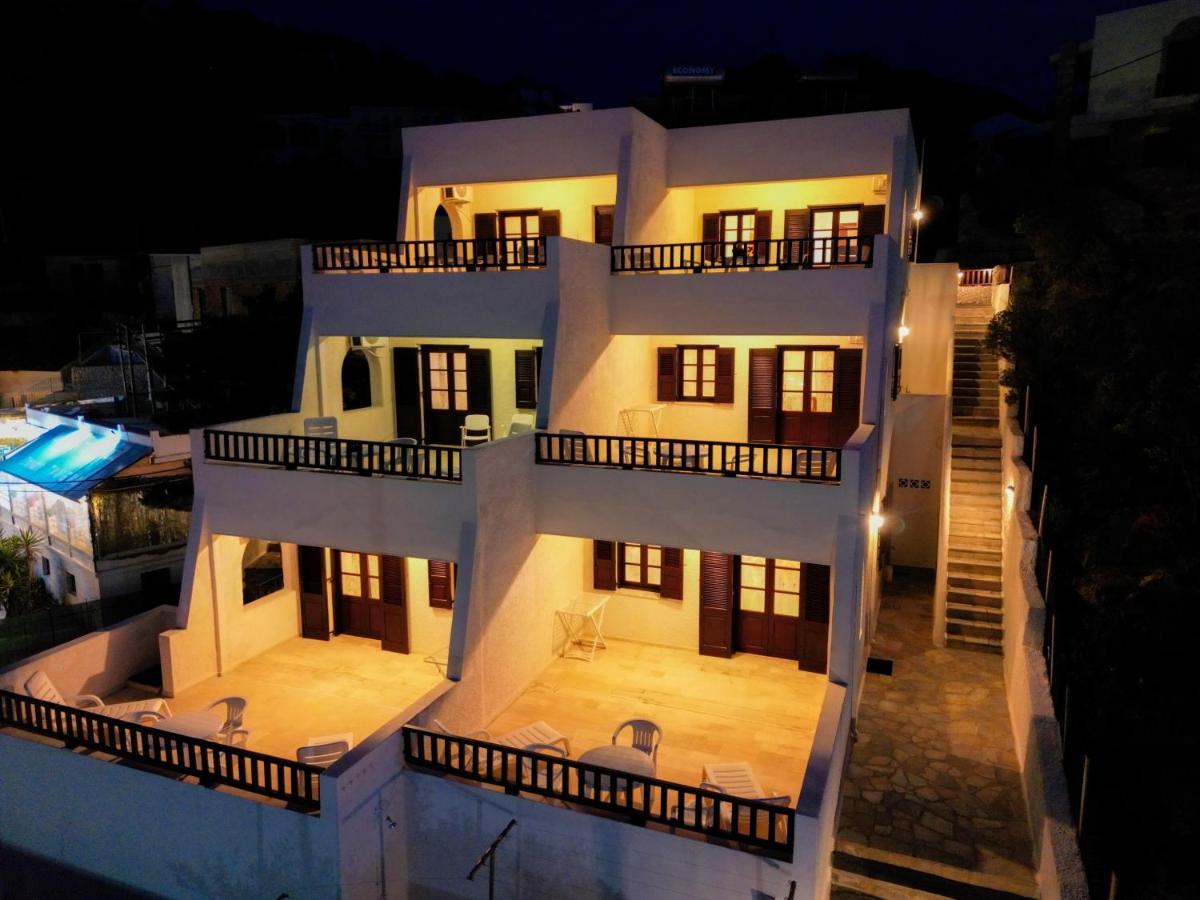 Pelagos Seafront Accommodation - George Myrties エクステリア 写真