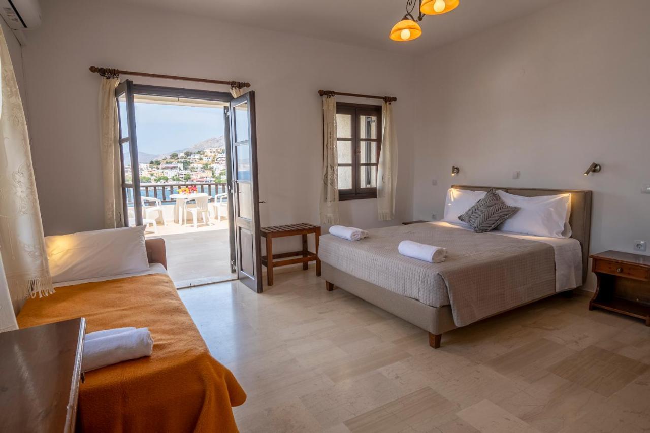 Pelagos Seafront Accommodation - George Myrties エクステリア 写真