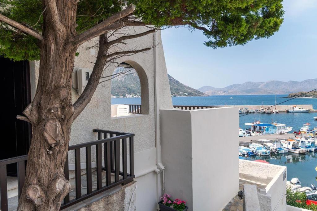 Pelagos Seafront Accommodation - George Myrties エクステリア 写真